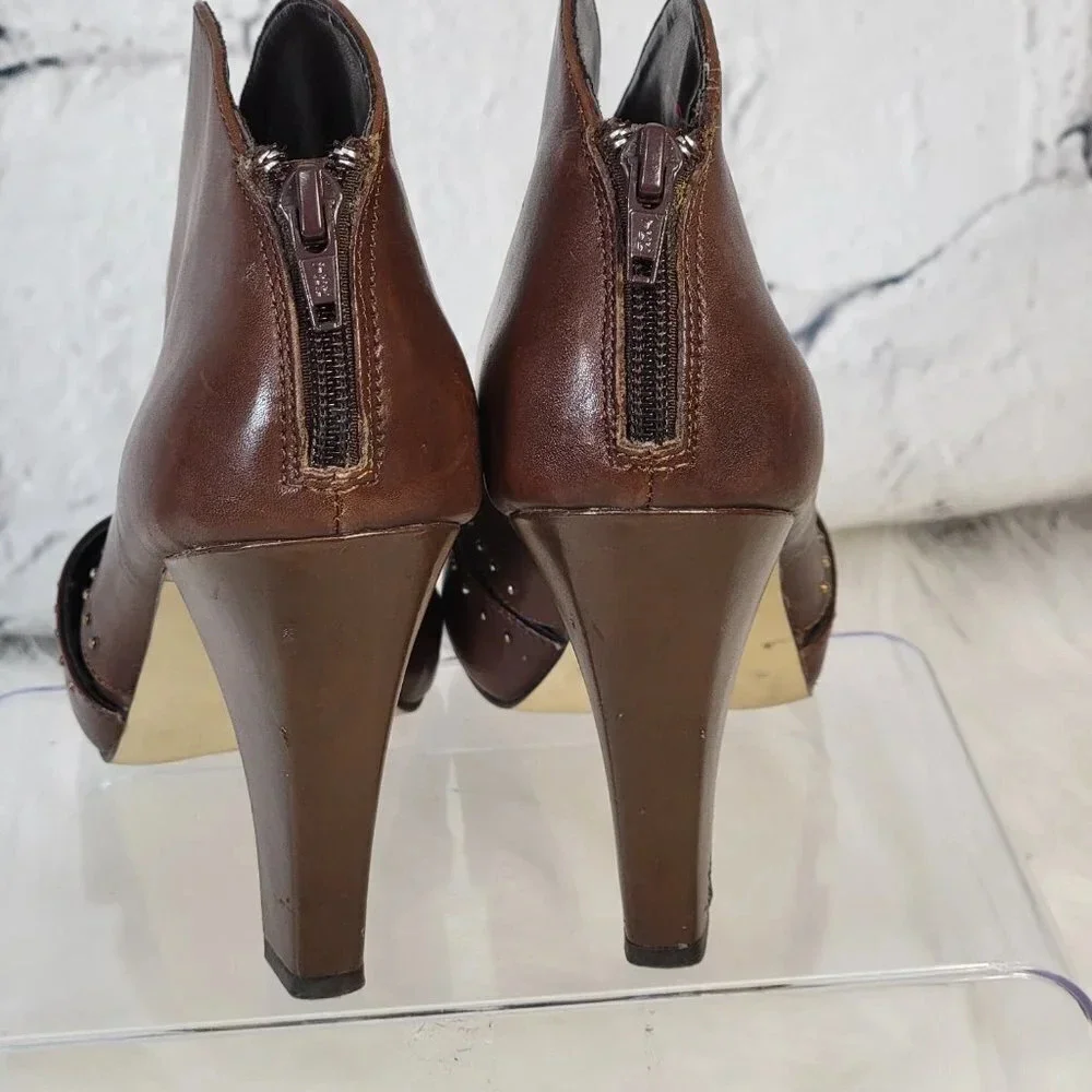 FRANCO SARTO Brown High Heel Booties Zipper Ankle Boot Leather 8M Shoe Peep‎ Toe